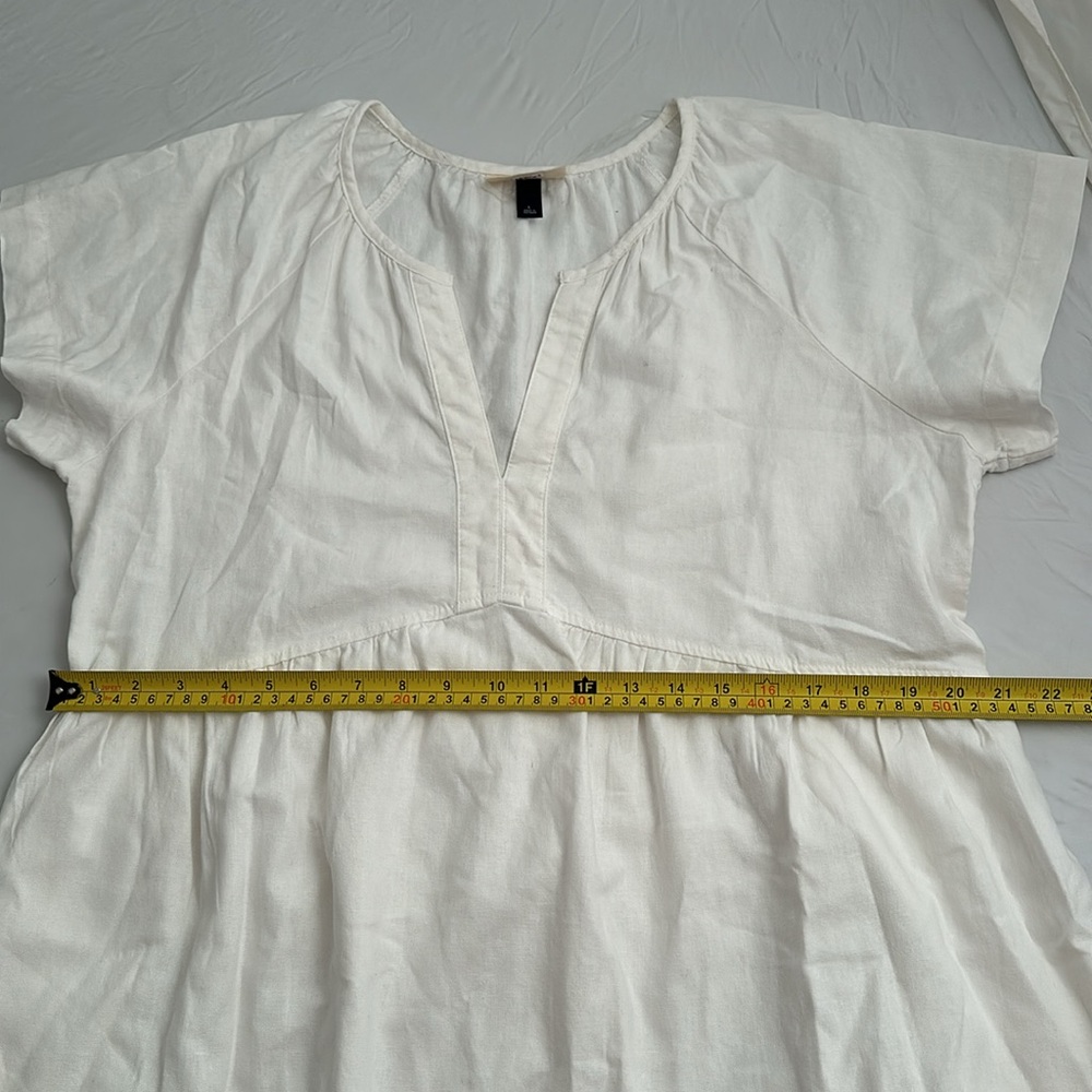 Universal Thread White Split V-Neck Empire Waist … - image 7